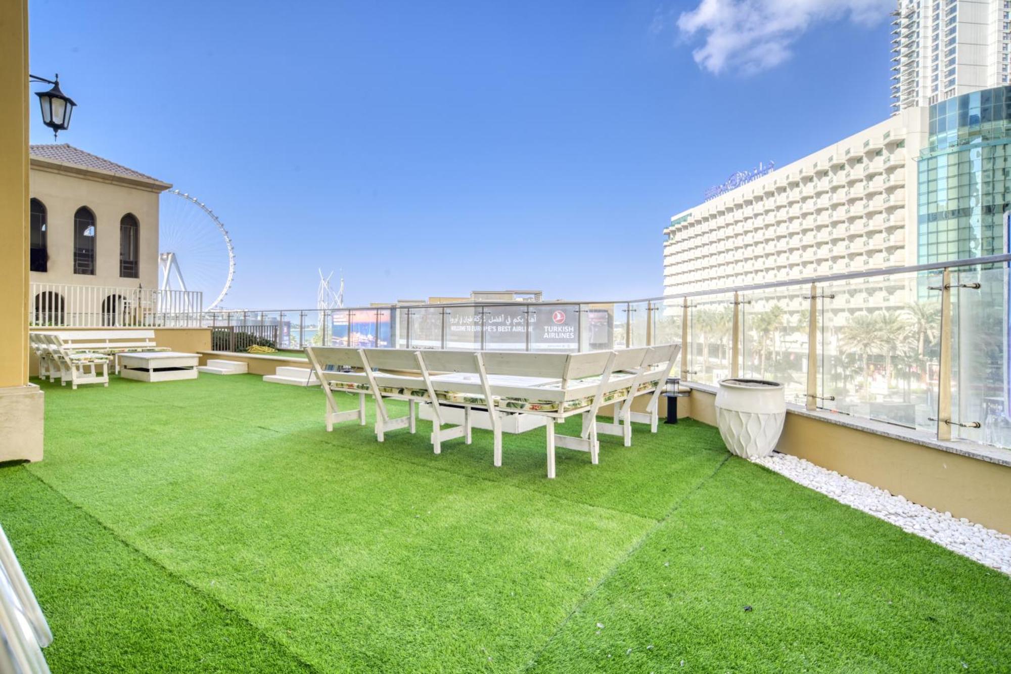 Luxurious 4 Bedroom Duplex With Terrace & Sea View Dubai Exterior foto